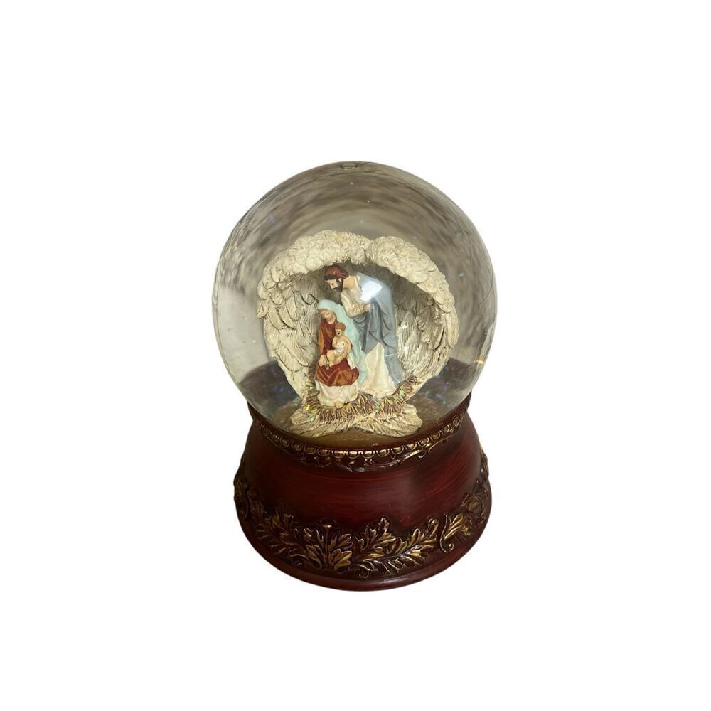 Roman glitter snow globe “Oh Come All Ye Faithful”